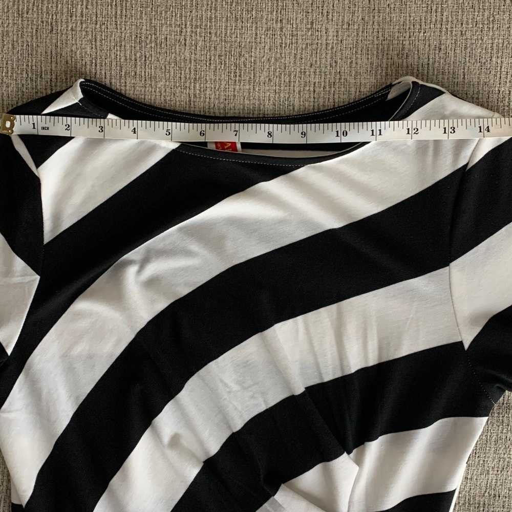 Sz M Women’s Chic Striped Long Sleeve Dress black and White Used - Picture 10 of 10
